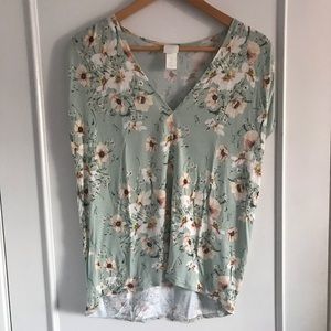 H&M Floral V-Neck T-Shirt